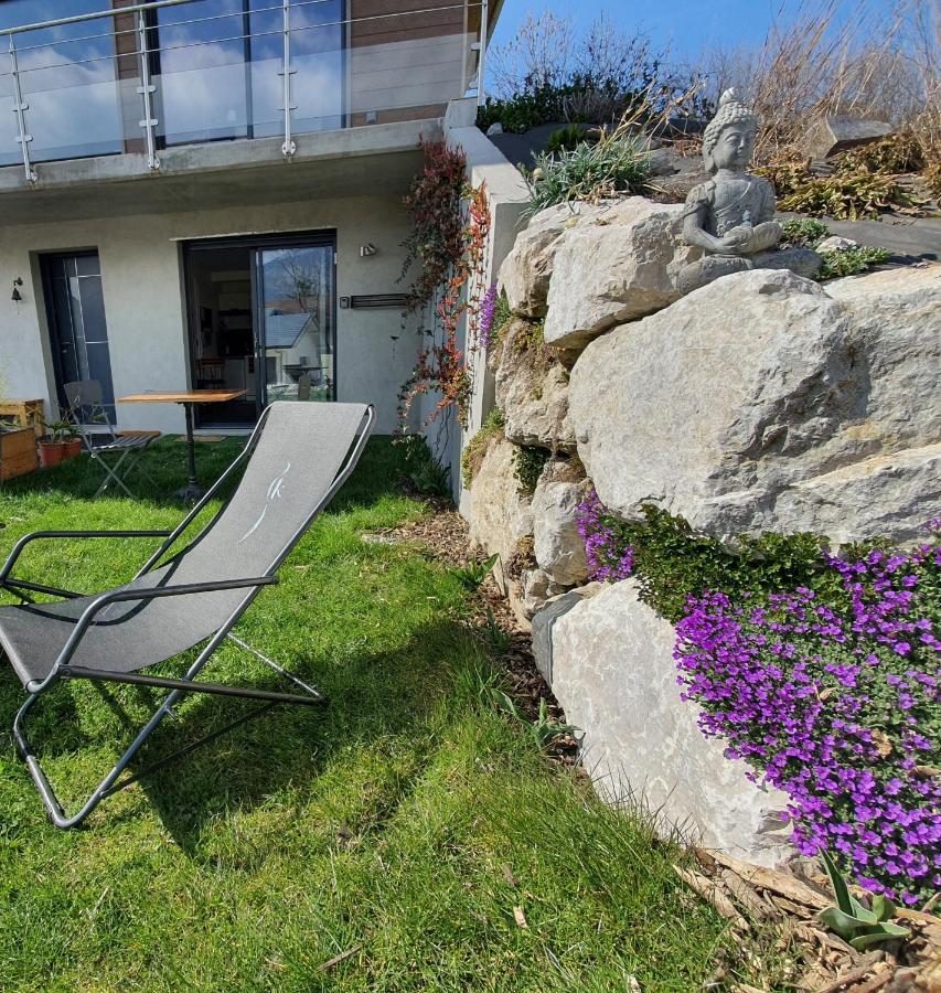 Studio A La Campagne Au Bout Du Lac D'Annecy Doussard Exterior photo